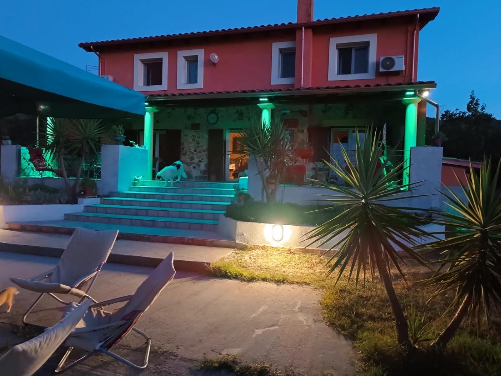 Orange Ville Villamassargia Extérieur photo